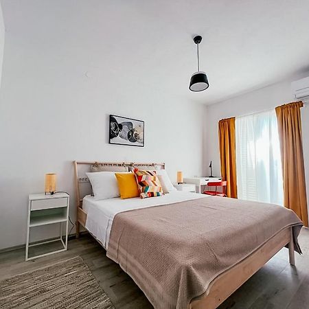 Apartments Happy Sukošan Eksteriør bilde