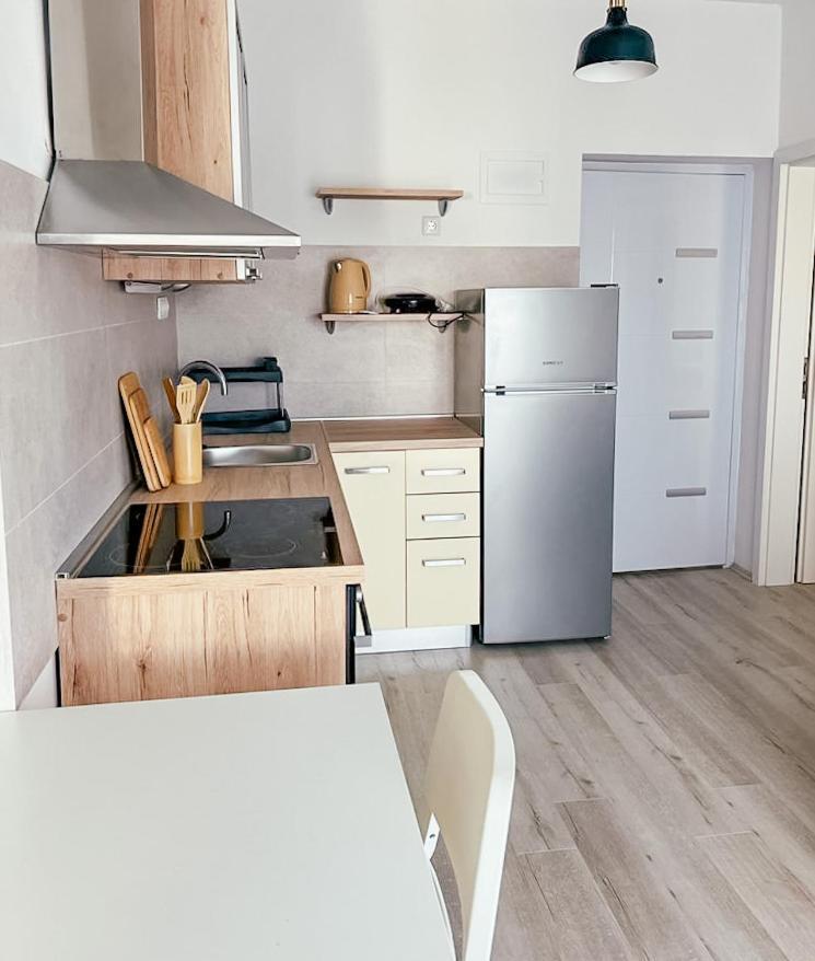 Apartments Happy Sukošan Eksteriør bilde