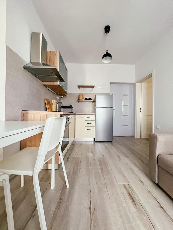 Apartments Happy Sukošan Eksteriør bilde